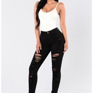 BRAND NEW BLACK RIPPED JEANS